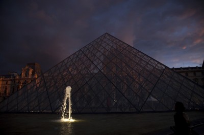 PARIS_LOUVRE_ORAGE_5561